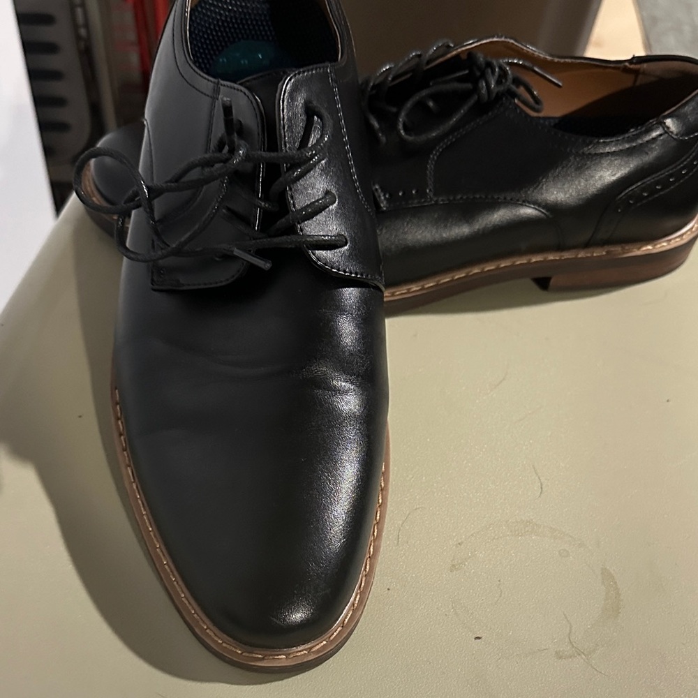 Nunn Bush Black Leather Oxfords